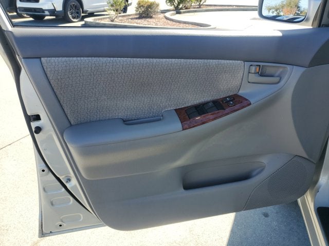 2004 Toyota Corolla LE