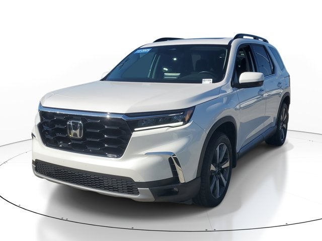 2025 Honda Pilot Touring - Photo 3