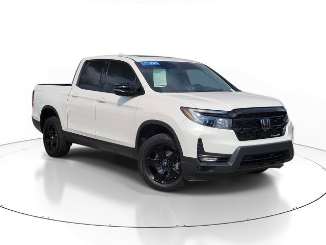 2025 Honda Ridgeline Black Edition's photo