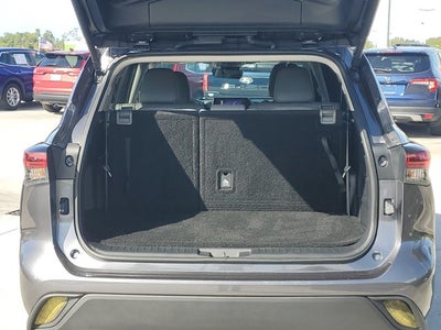 2024 Toyota Highlander LE