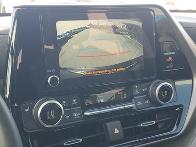 2024 Toyota Highlander LE