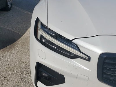 2019 Volvo S60 R-Design