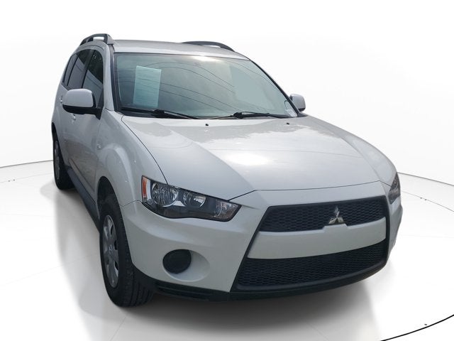 2012 Mitsubishi Outlander ES