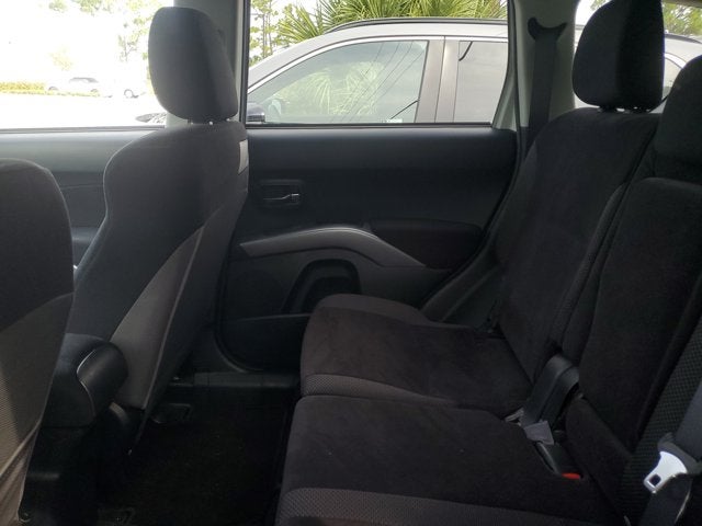 2012 Mitsubishi Outlander ES