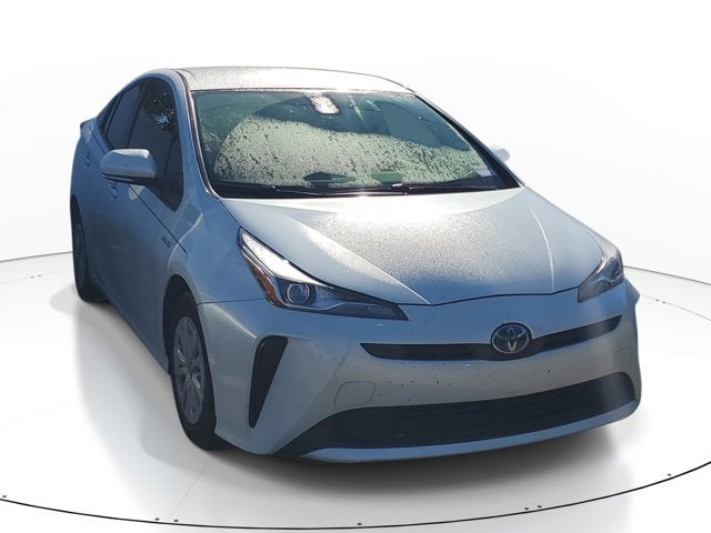 2021 Toyota Prius L Eco FWD's photo