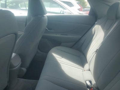 2023 Hyundai Elantra SEL