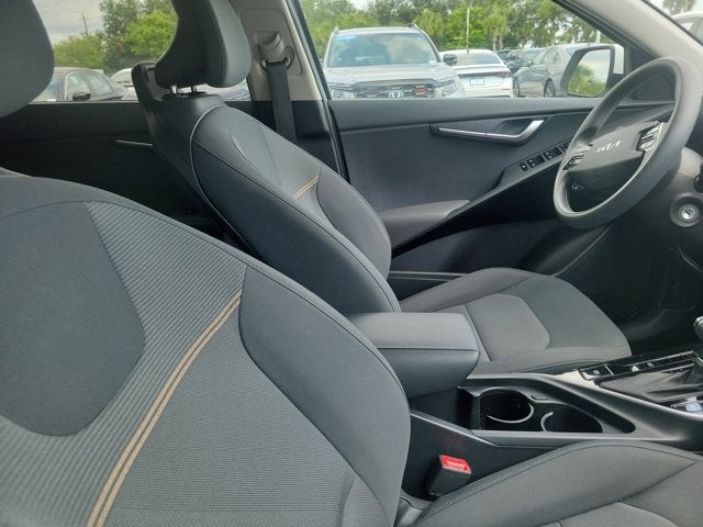 2024 Kia Niro LX