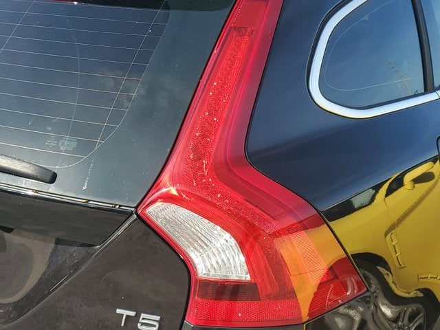 2015 Volvo V60 T5 Drive-E Premier