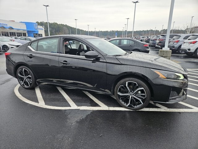 2025 Nissan Altima 2.5 SR