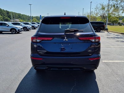 2023 Mitsubishi Outlander SE