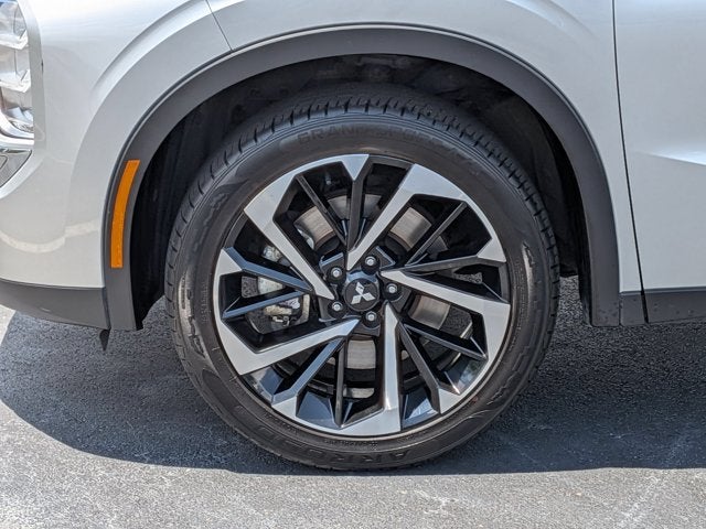 2024 Mitsubishi Outlander SE Black Edition