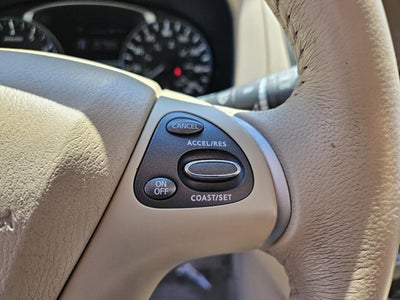 2015 Nissan Pathfinder SL
