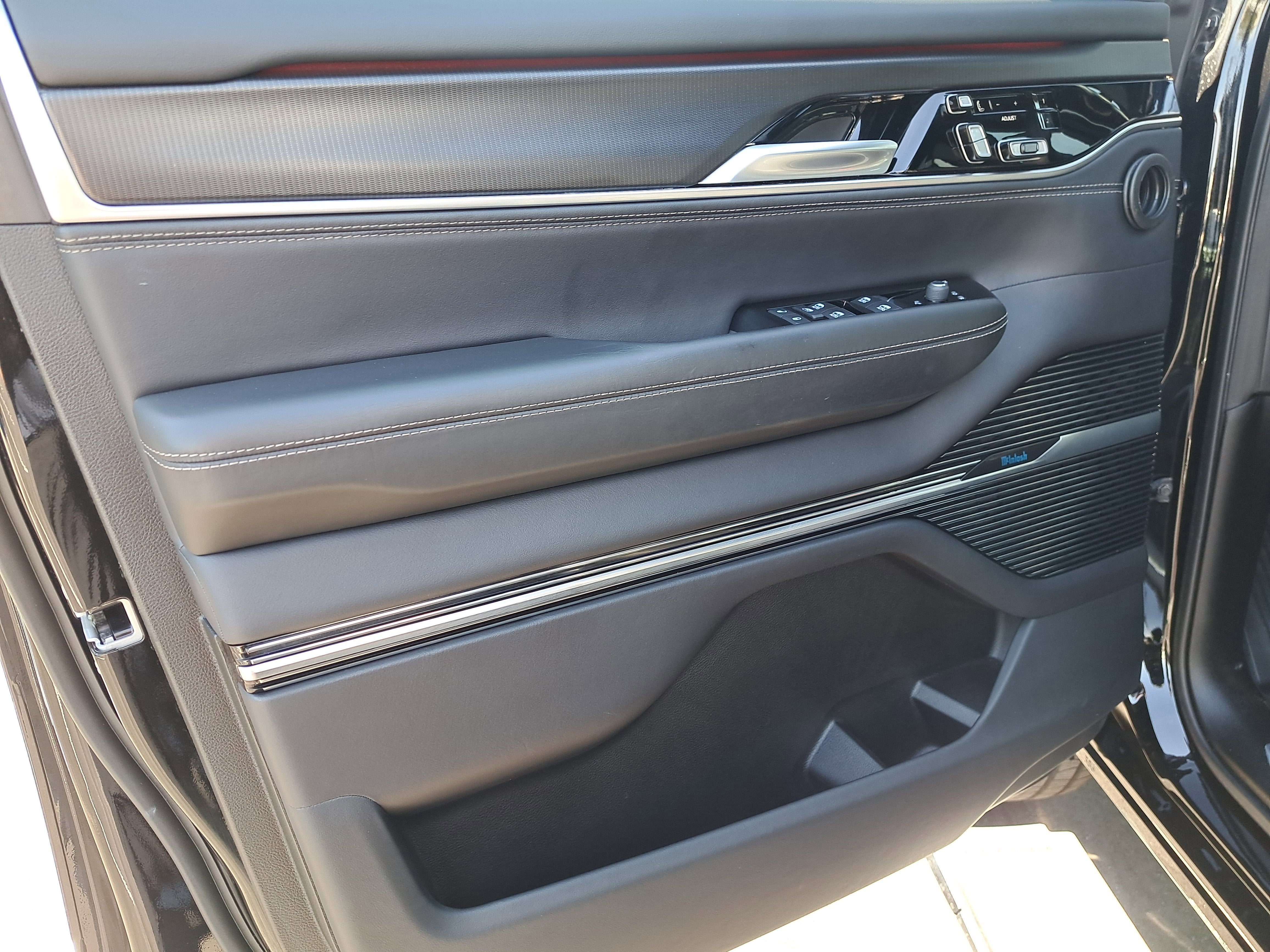 2024 Jeep Grand Wagoneer L Series II