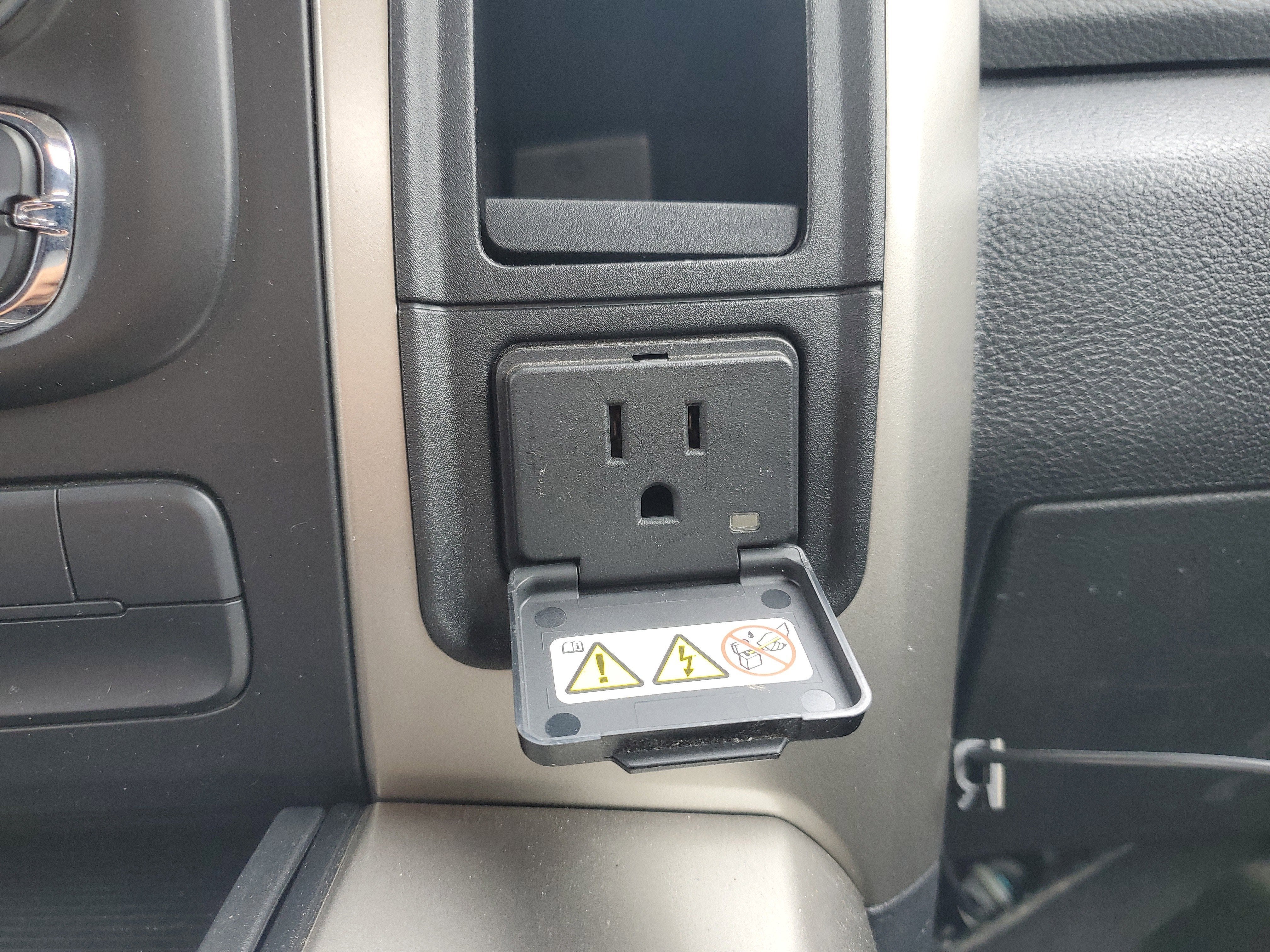 2015 RAM 1500 Outdoorsman