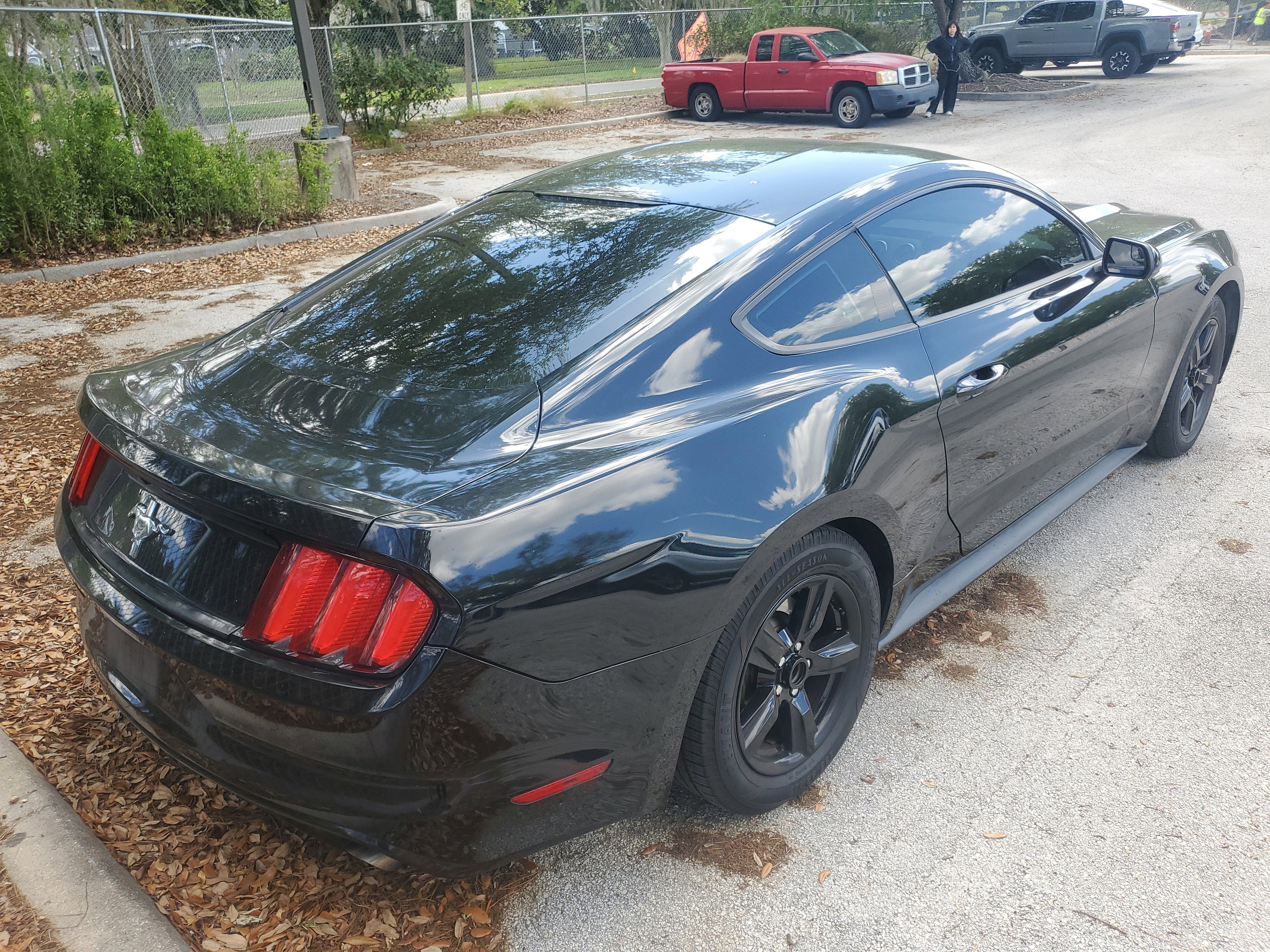2016 Ford Mustang V6