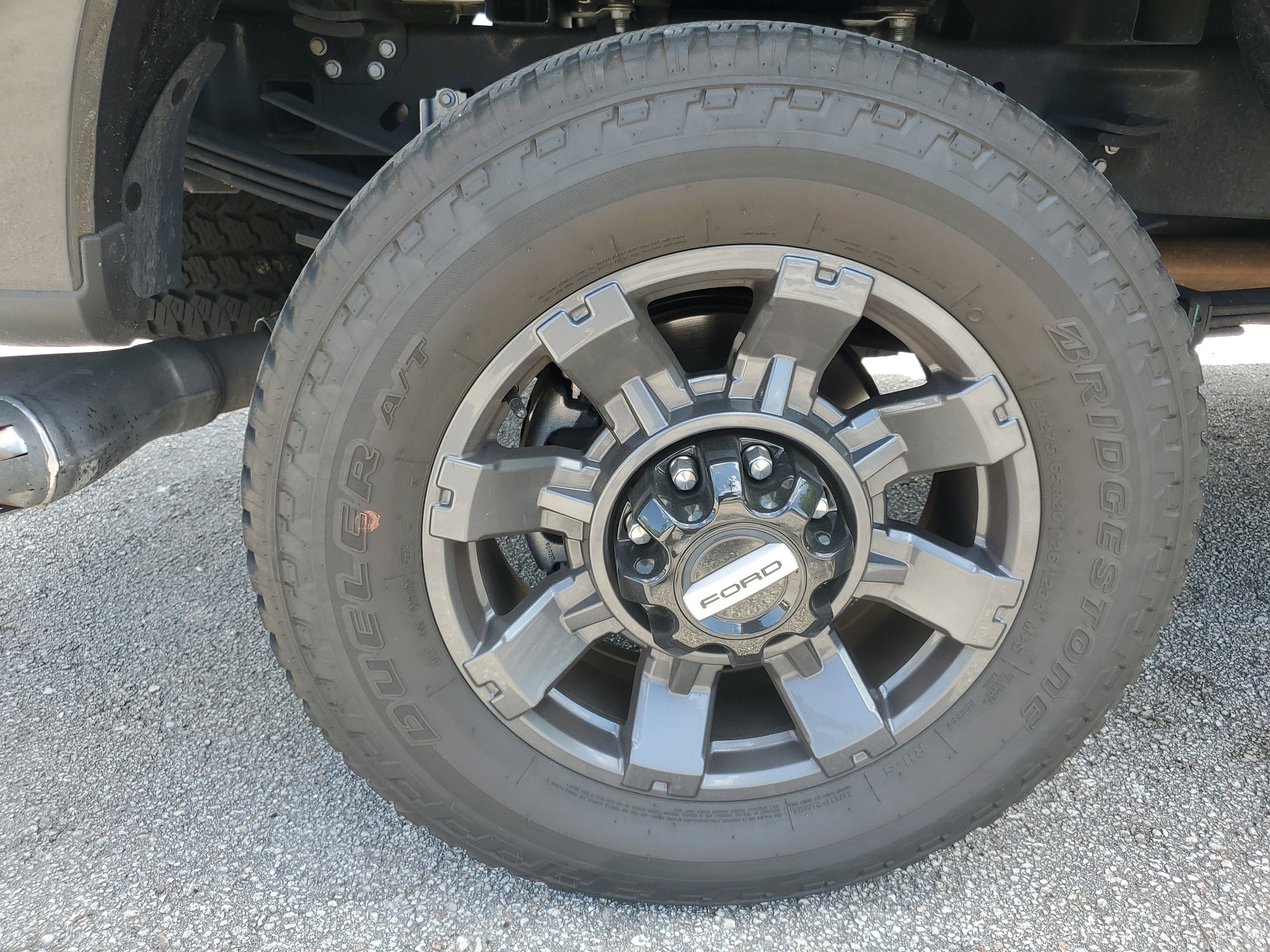 2024 Ford Super Duty F-350 SRW LARIAT