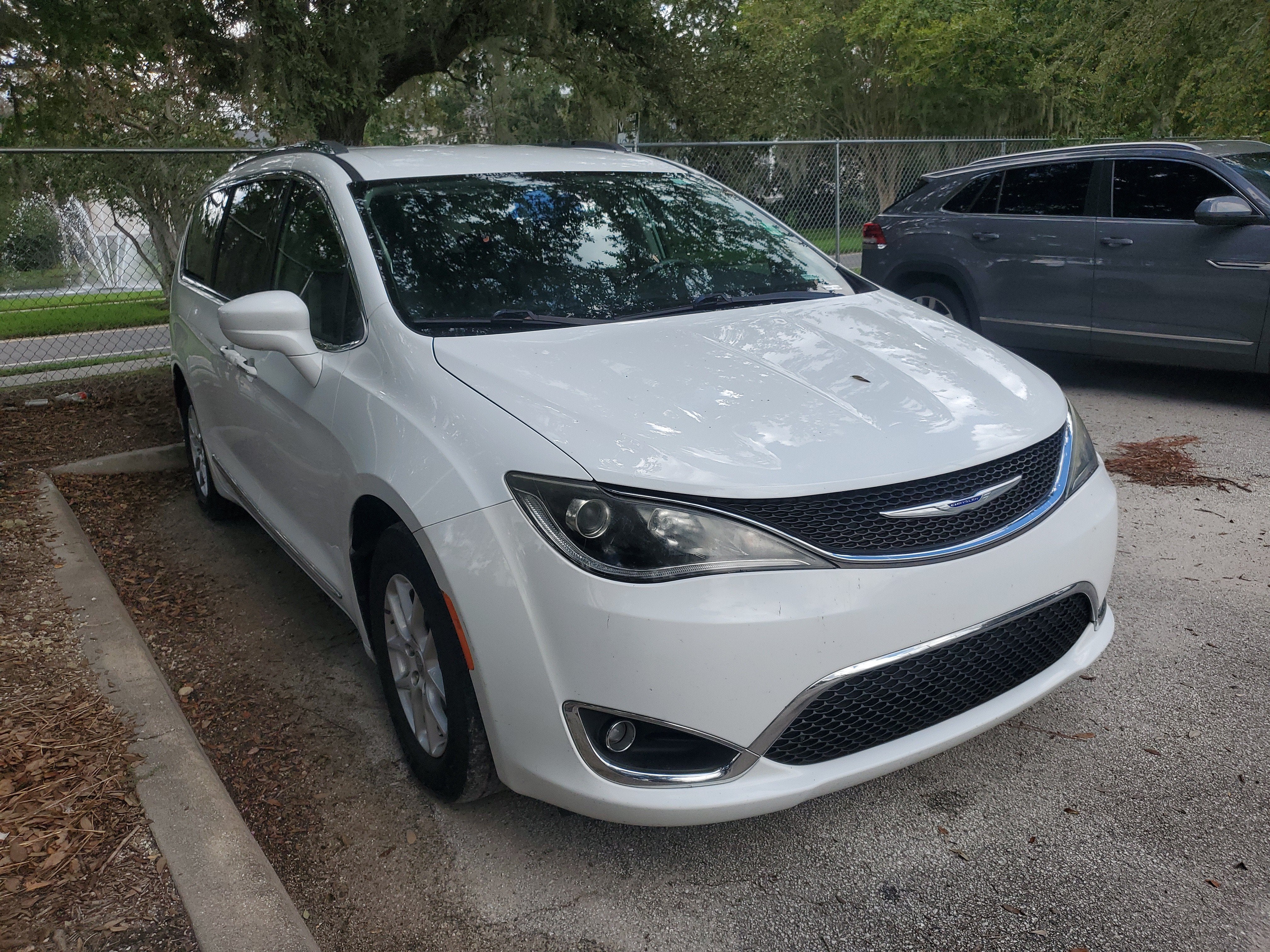 2020 Chrysler Pacifica Touring L