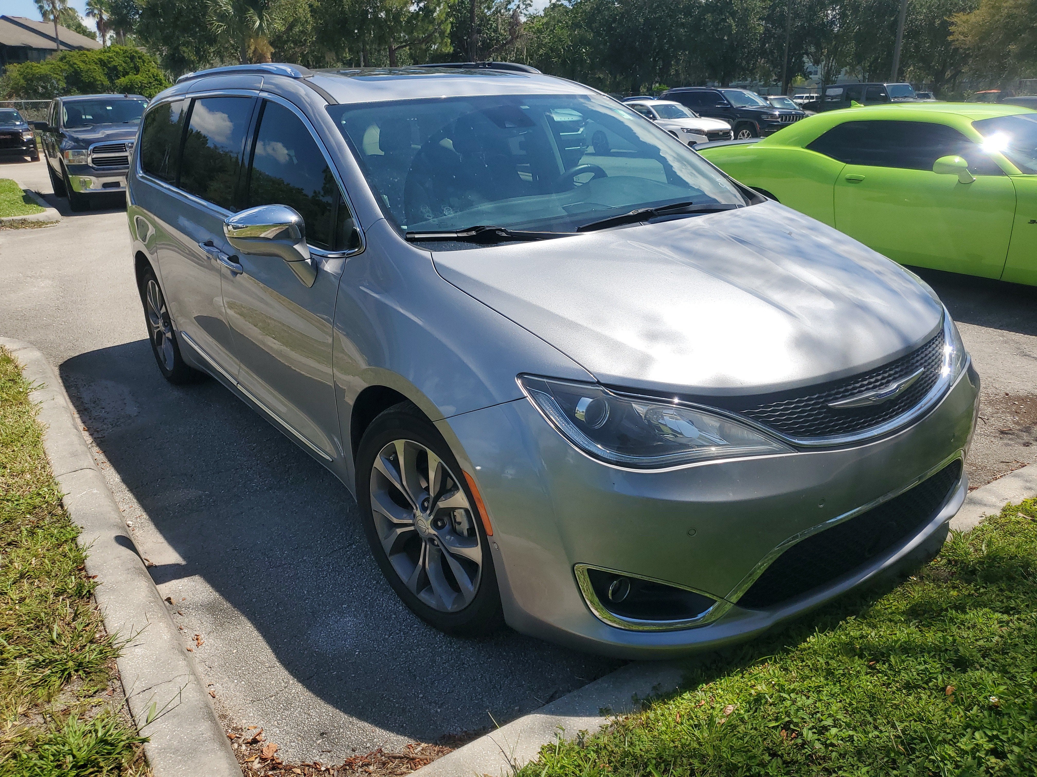2020 Chrysler Pacifica Limited