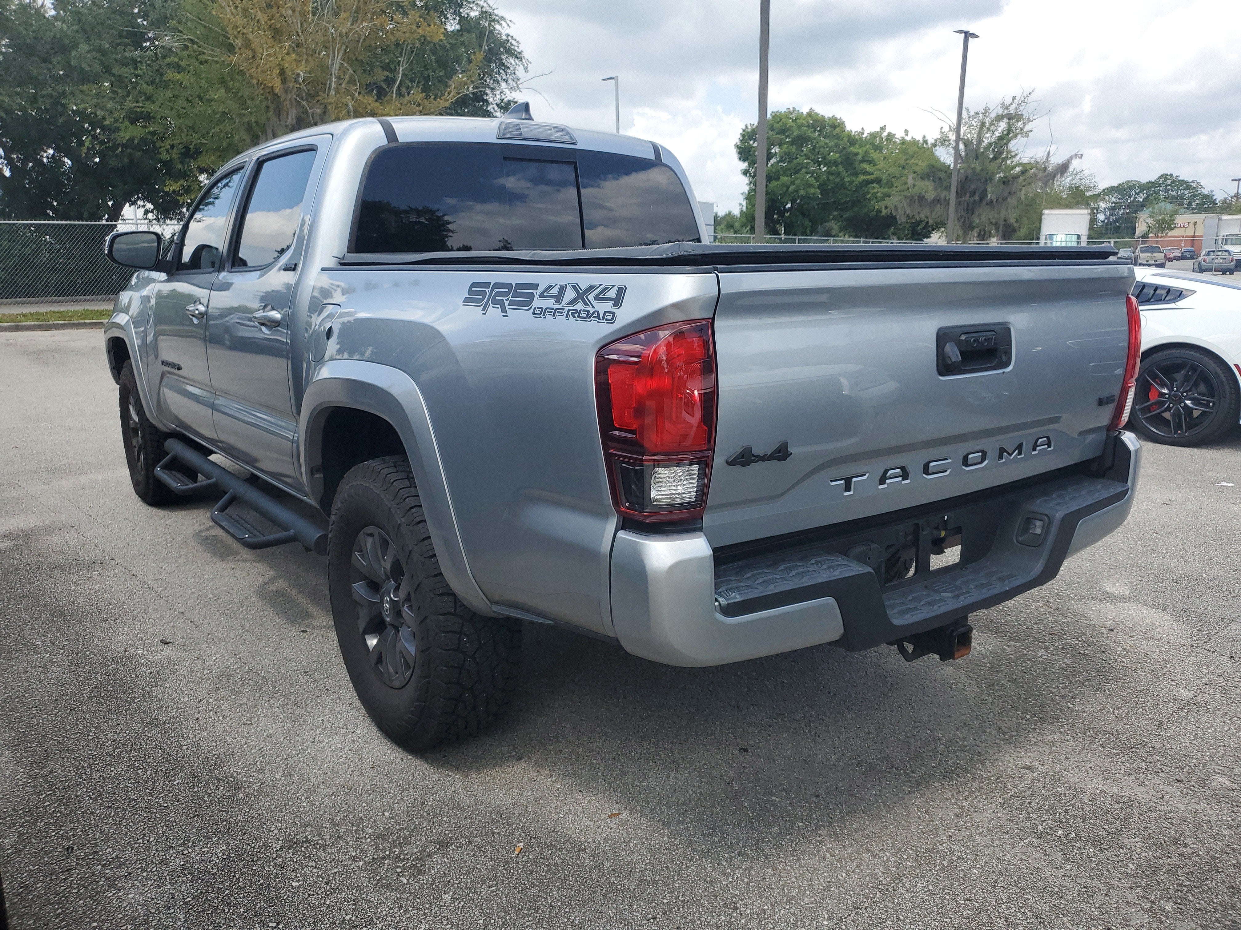 2022 Toyota Tacoma 2WD SR5