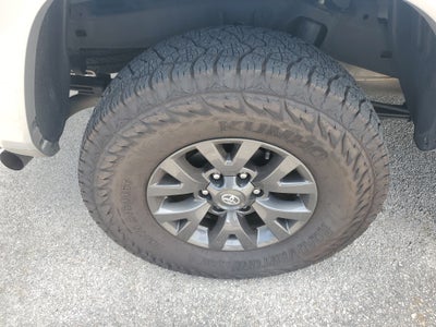 2022 Toyota Tacoma 2WD SR5