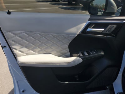 2023 Mitsubishi Outlander SEL