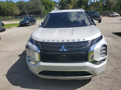 2023 Mitsubishi Outlander SEL