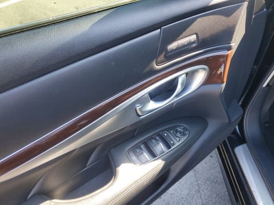 2015 INFINITI Q70 3.7