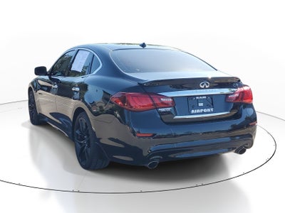 2015 INFINITI Q70 3.7