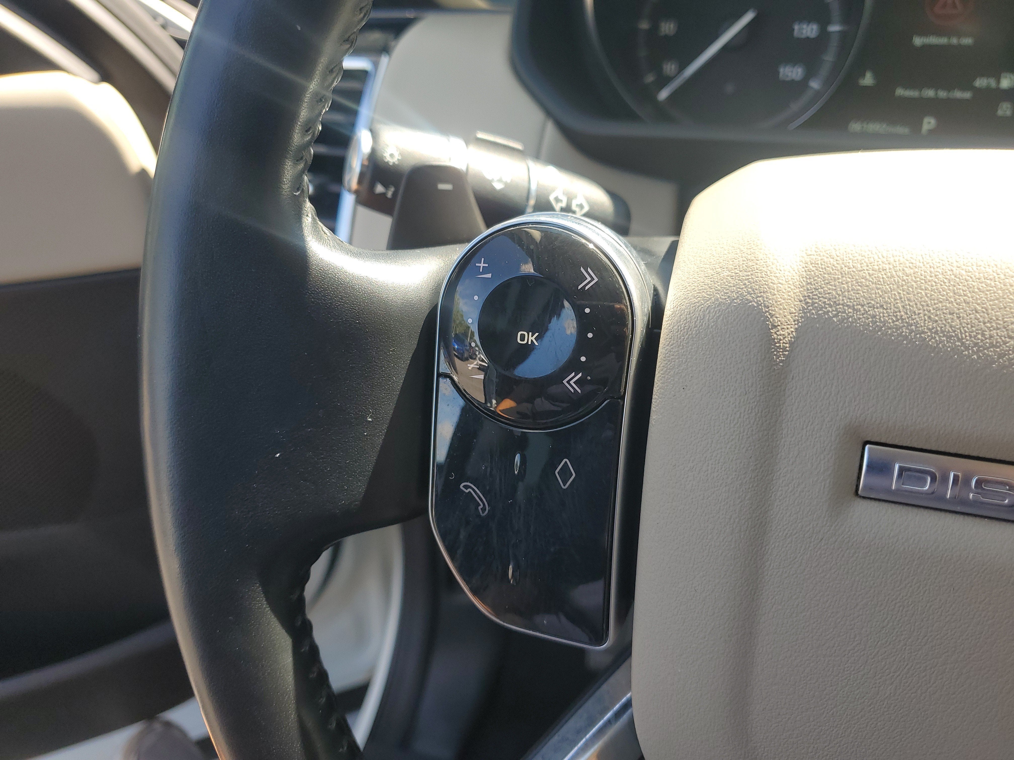 2020 Land Rover Discovery SE