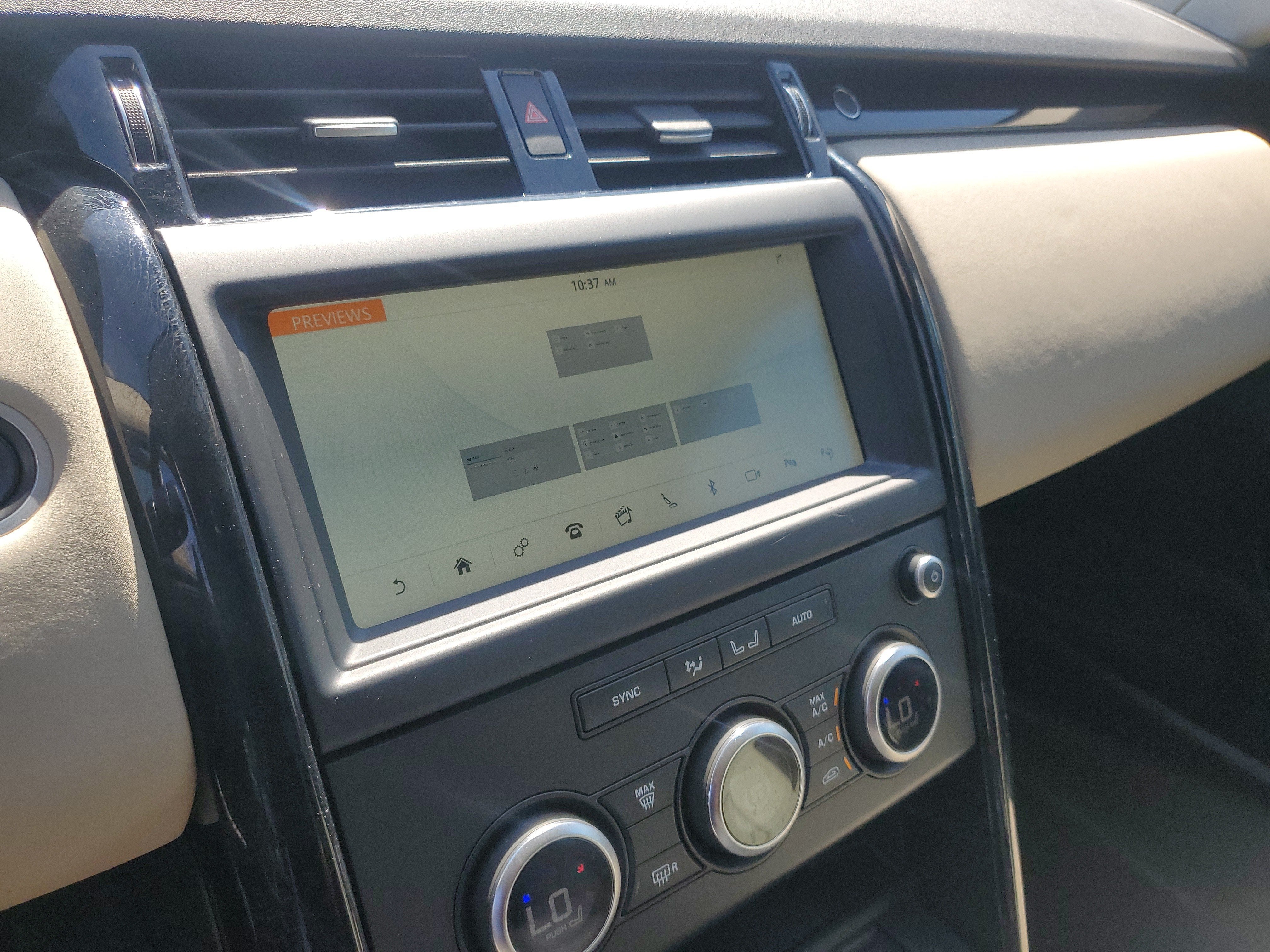 2020 Land Rover Discovery SE