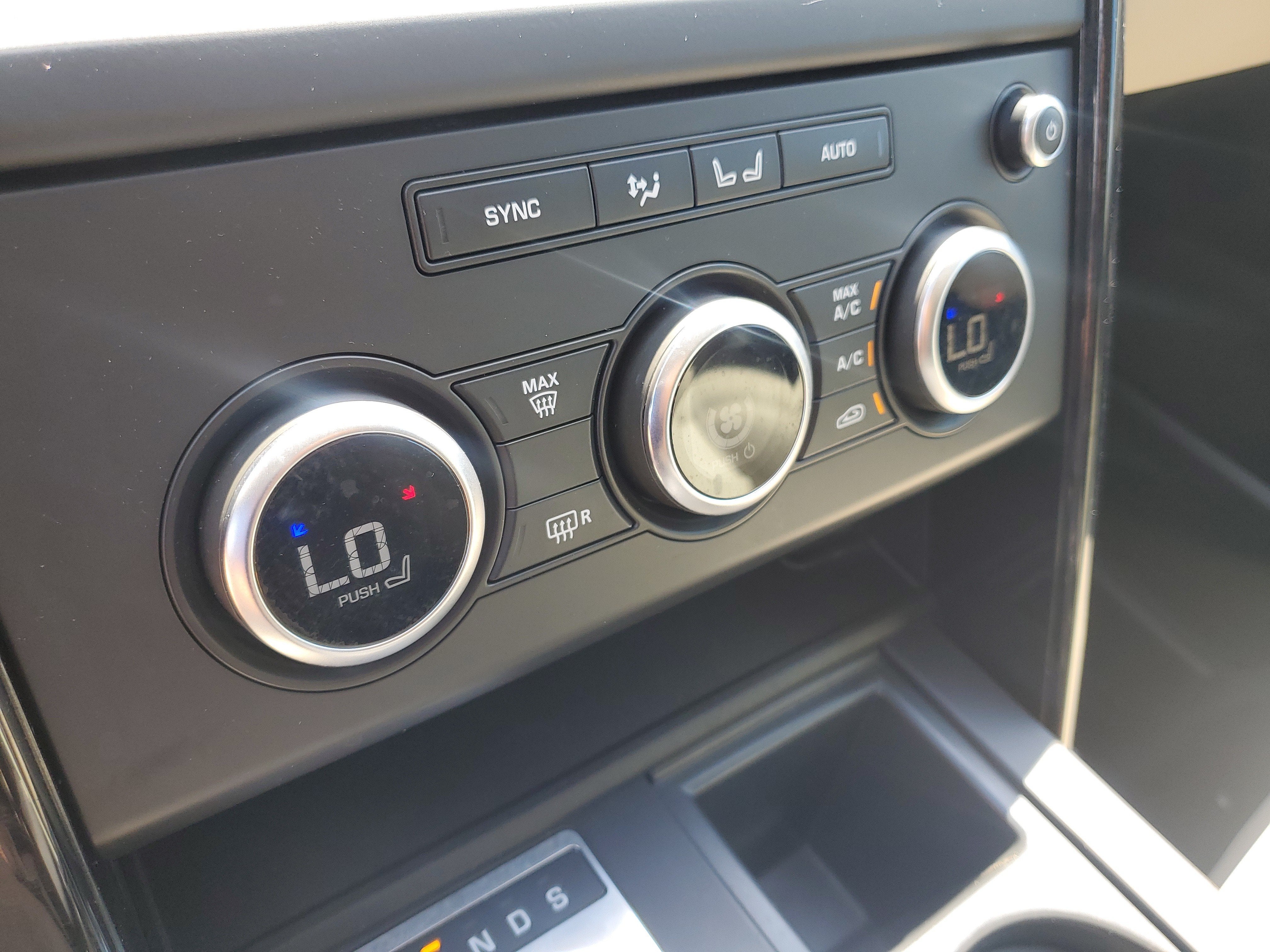 2020 Land Rover Discovery SE
