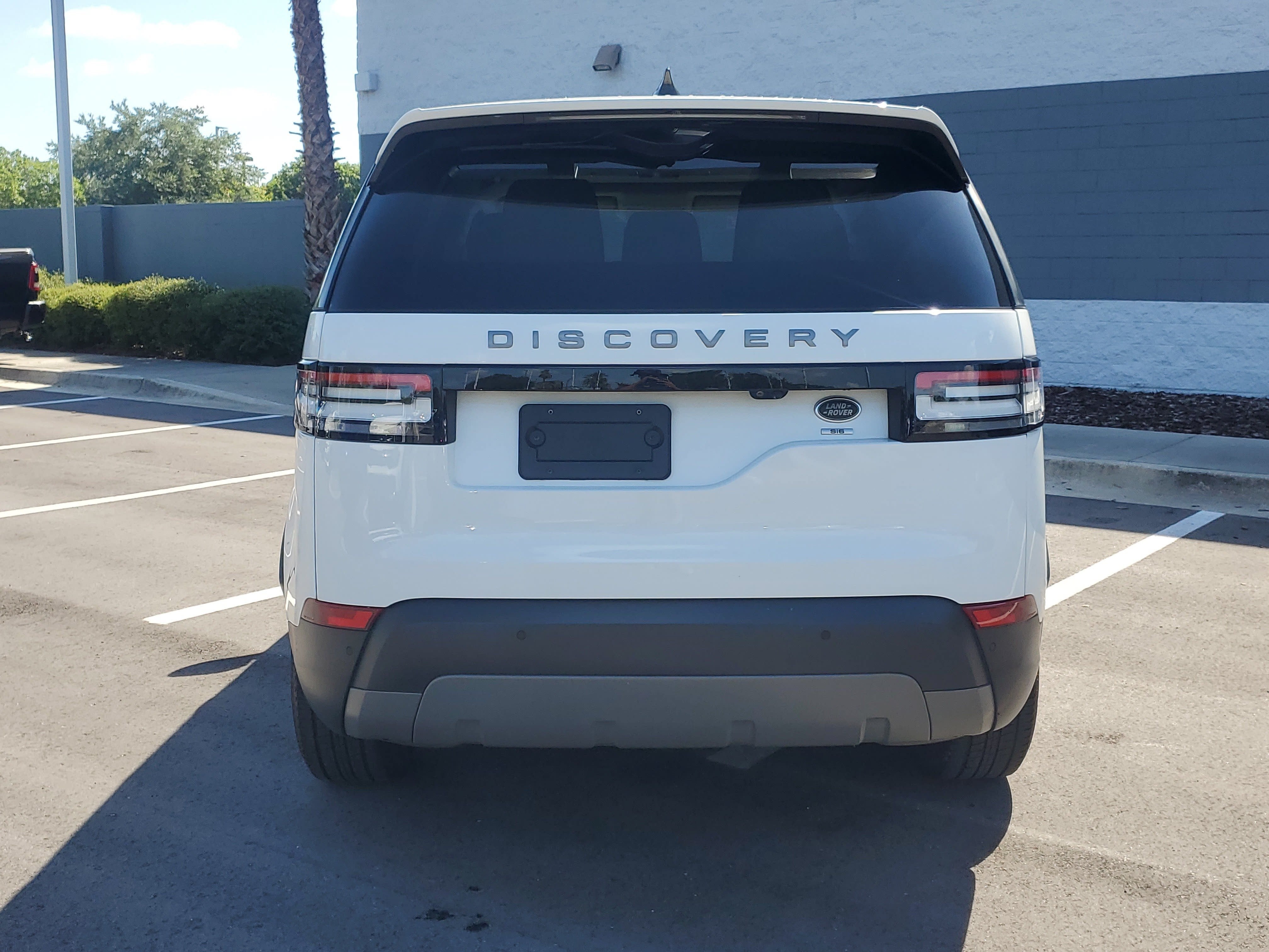 2020 Land Rover Discovery SE