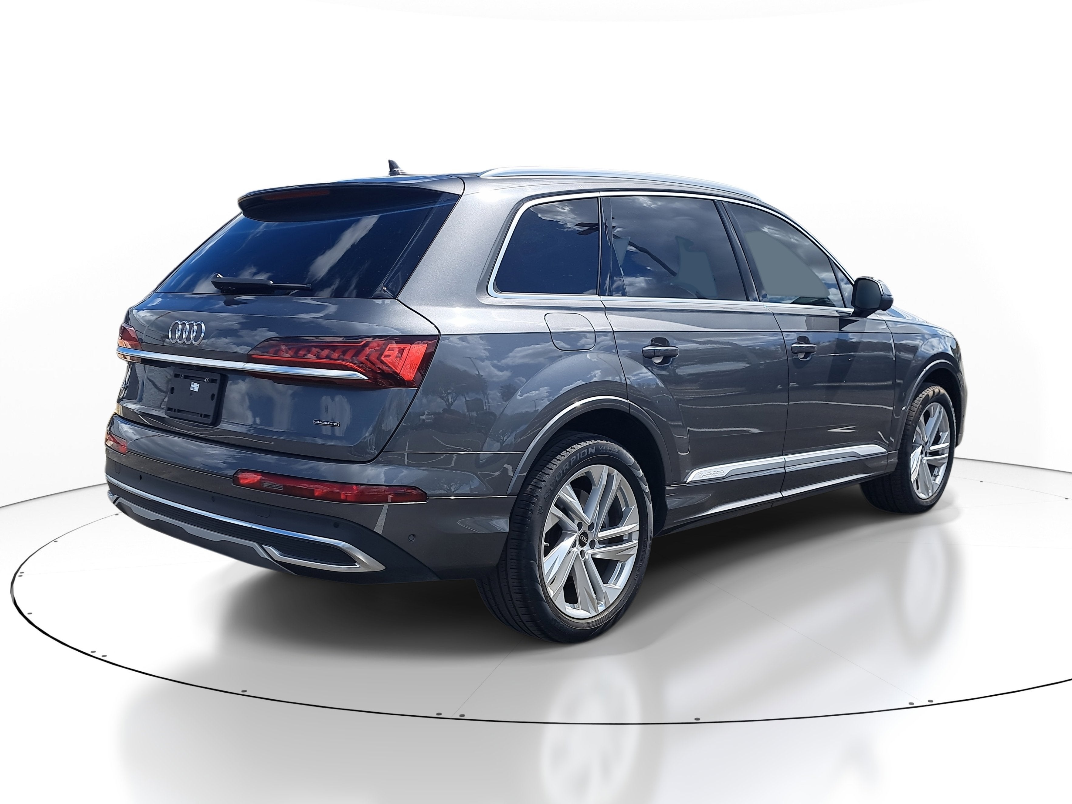 2022 Audi Q7 Premium