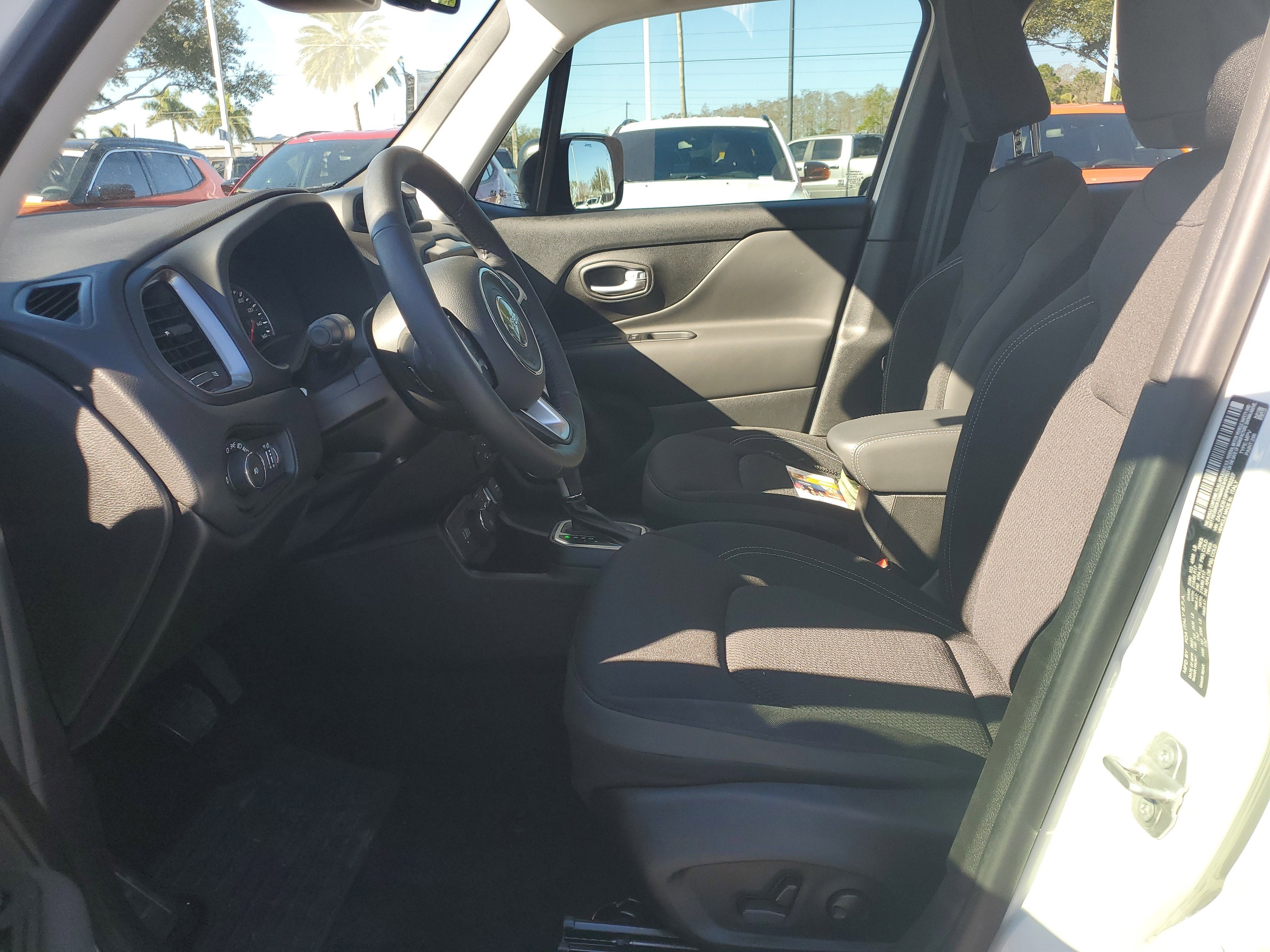 2023 Jeep Renegade Latitude