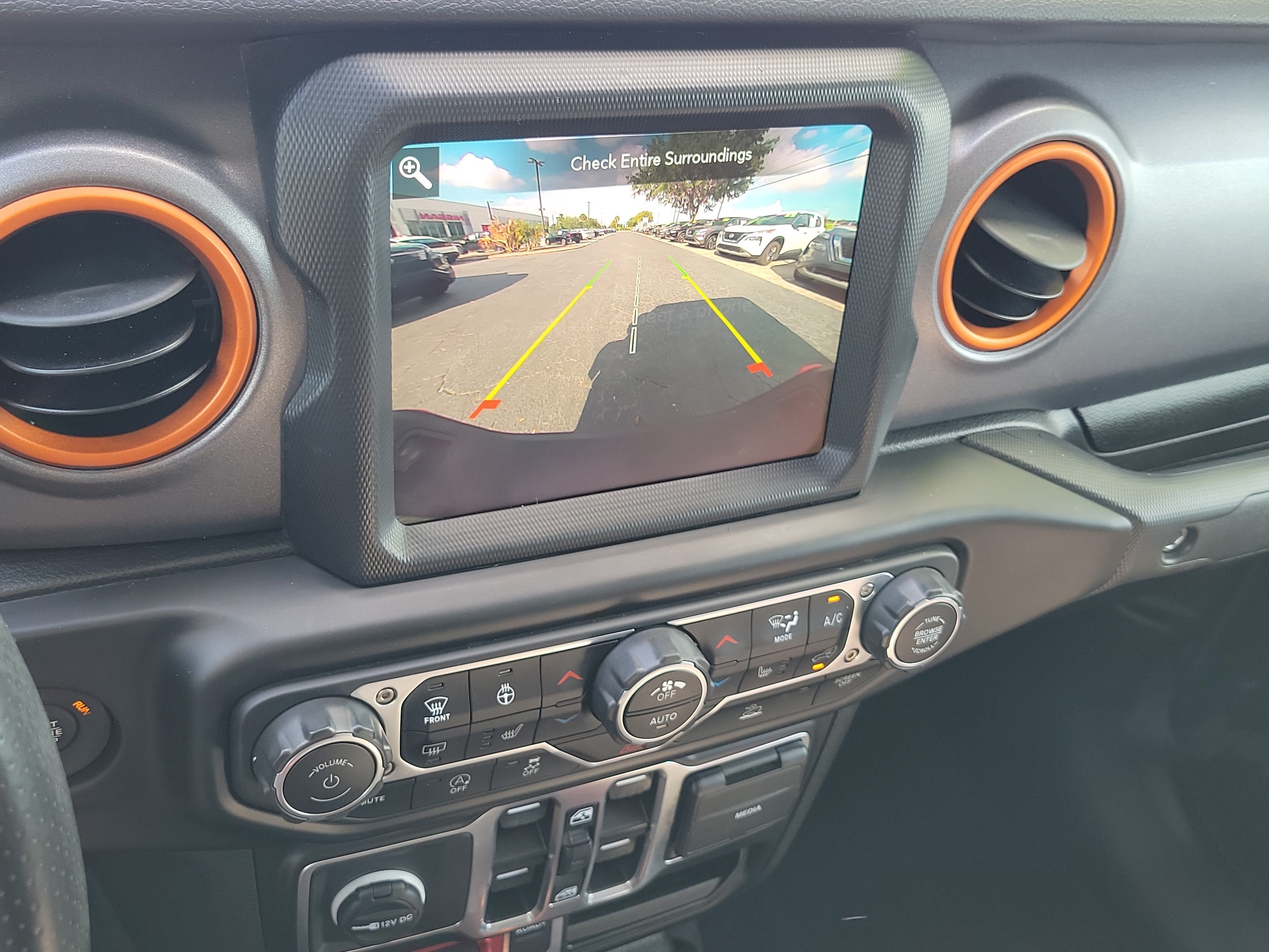 2023 Jeep Gladiator Mojave