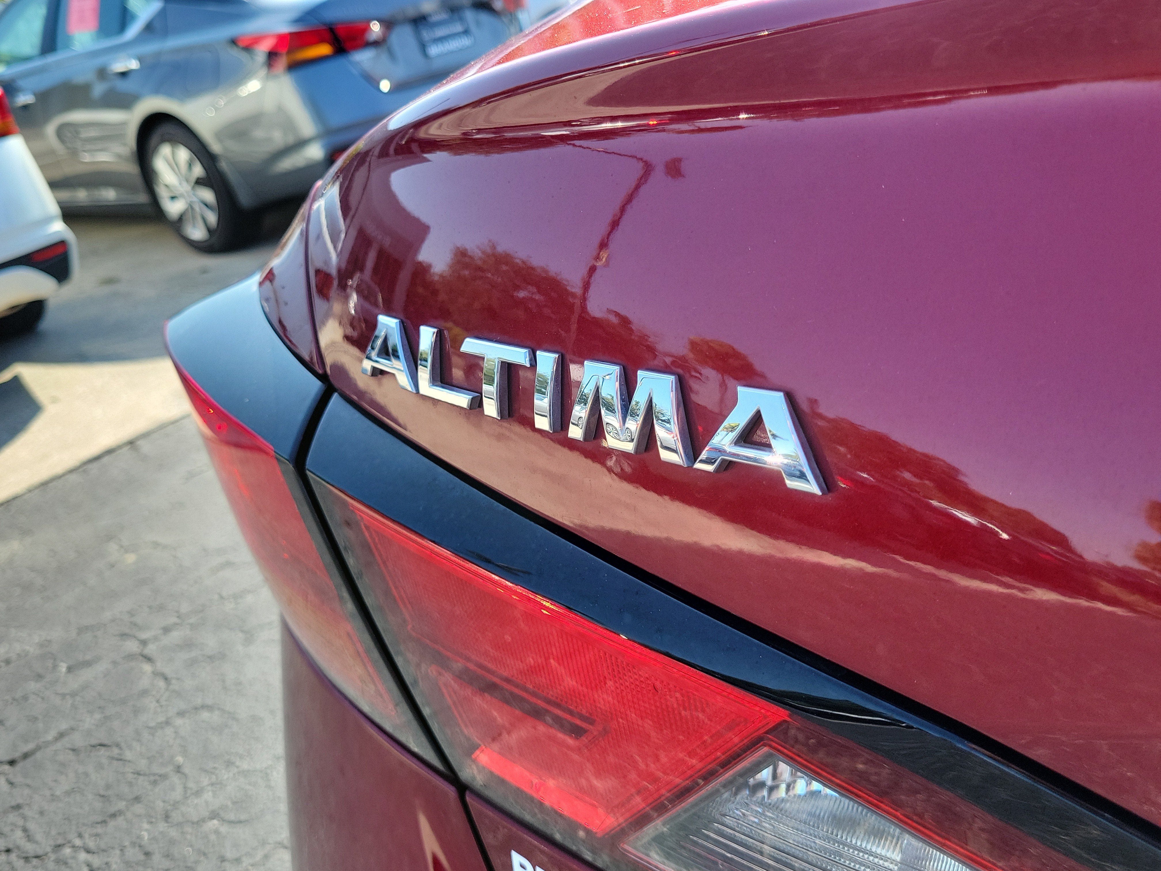 2022 Nissan Altima 2.5 SR