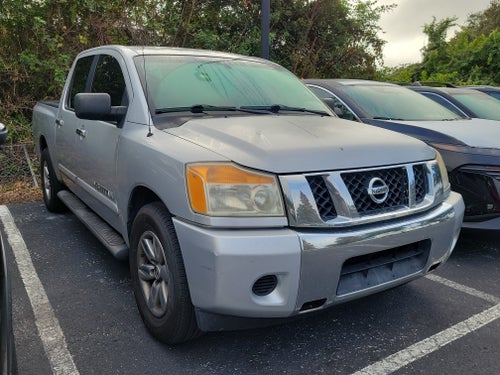 2013 Nissan Titan SV