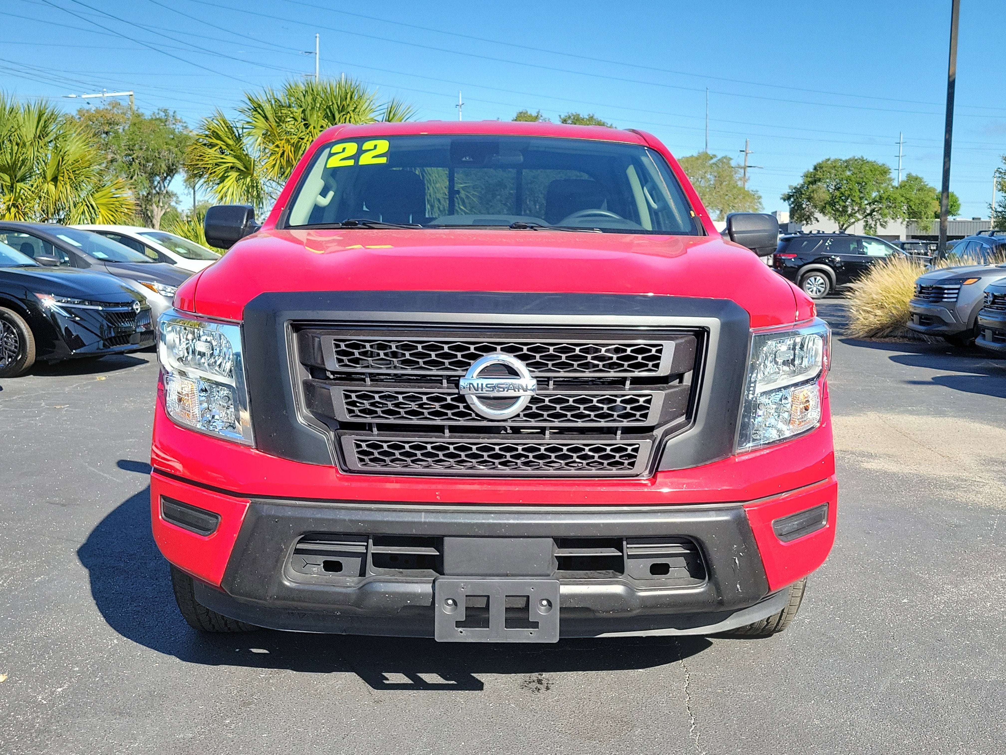 2022 Nissan Titan SV