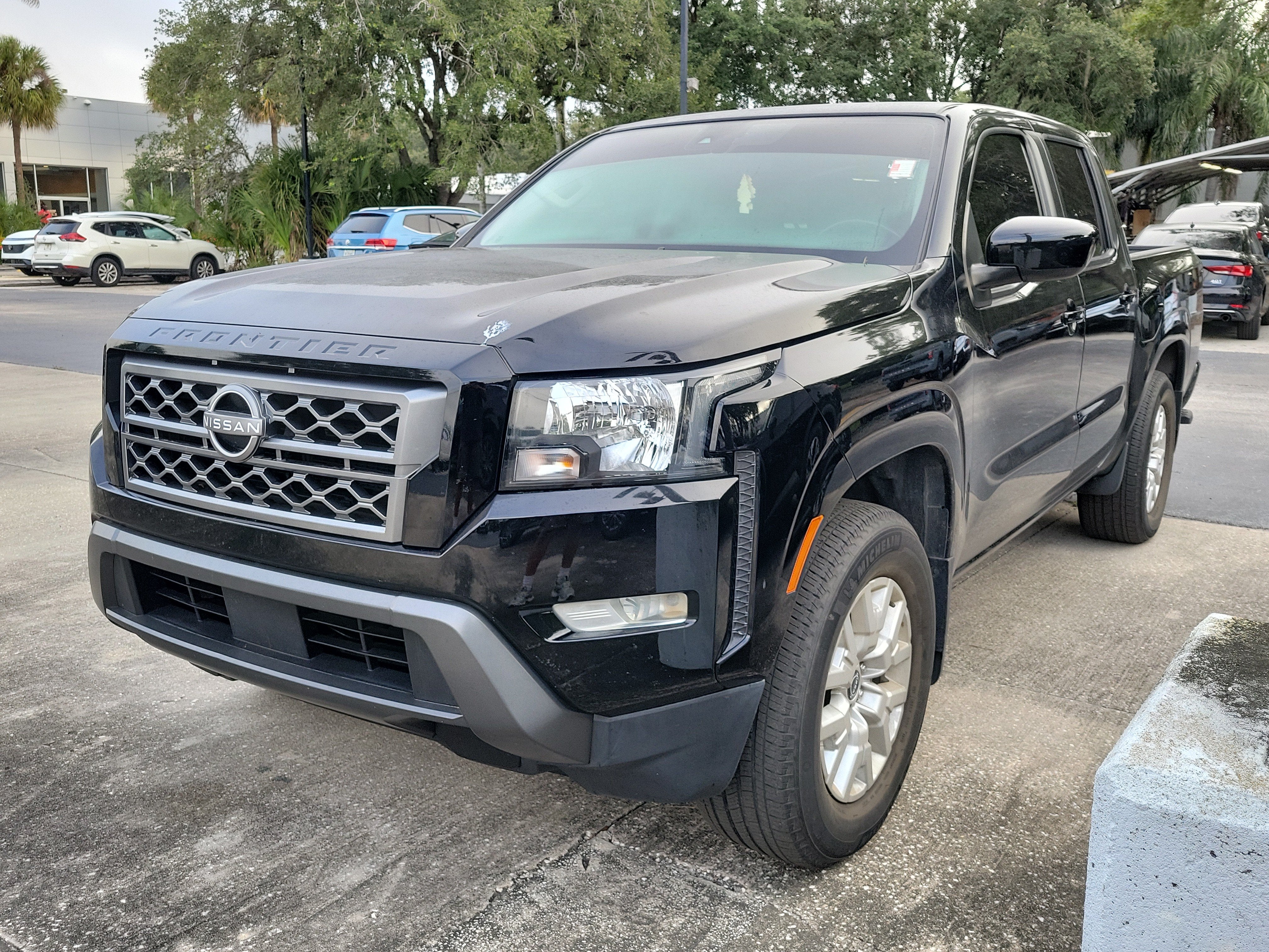 2024 Nissan Frontier SV