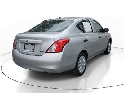 2012 Nissan Versa S