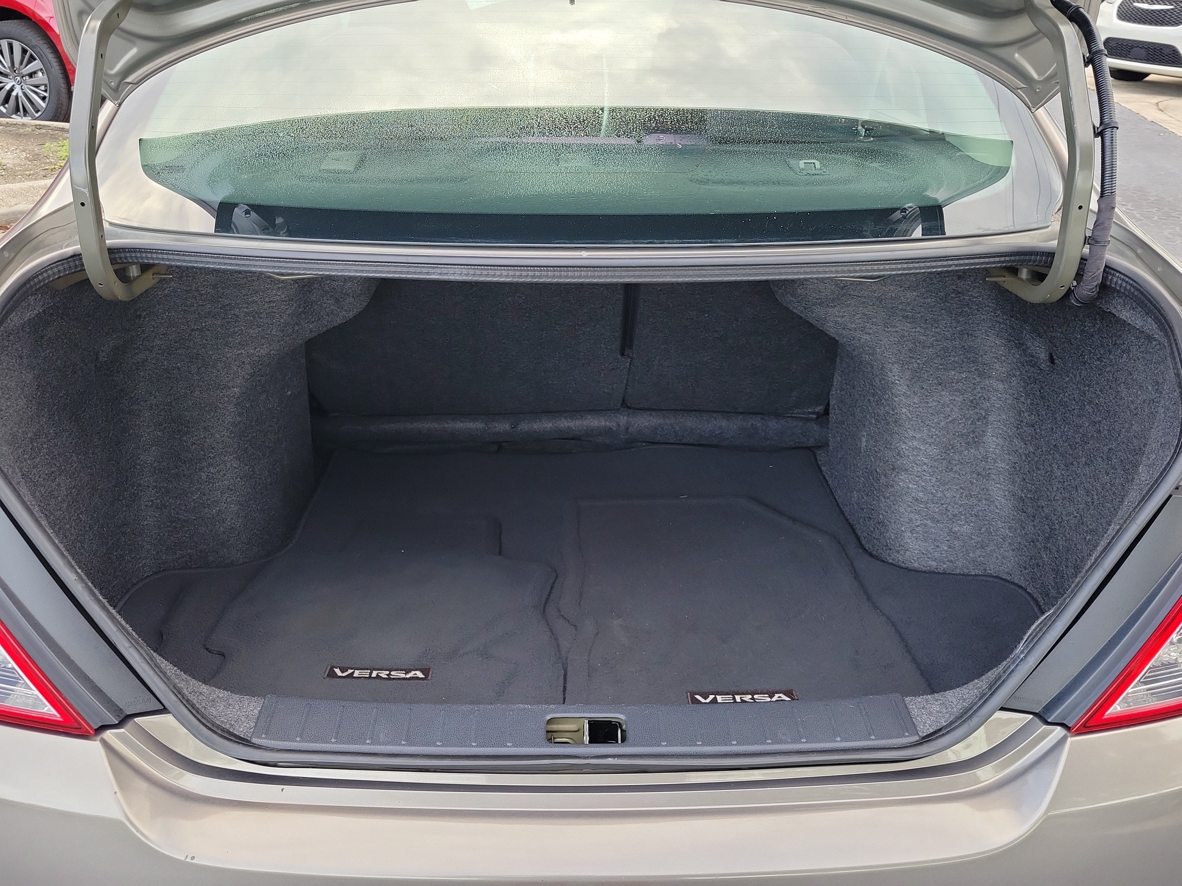 2016 Nissan Versa SL
