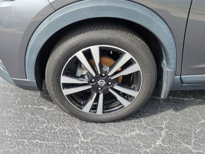2020 Nissan Kicks SR