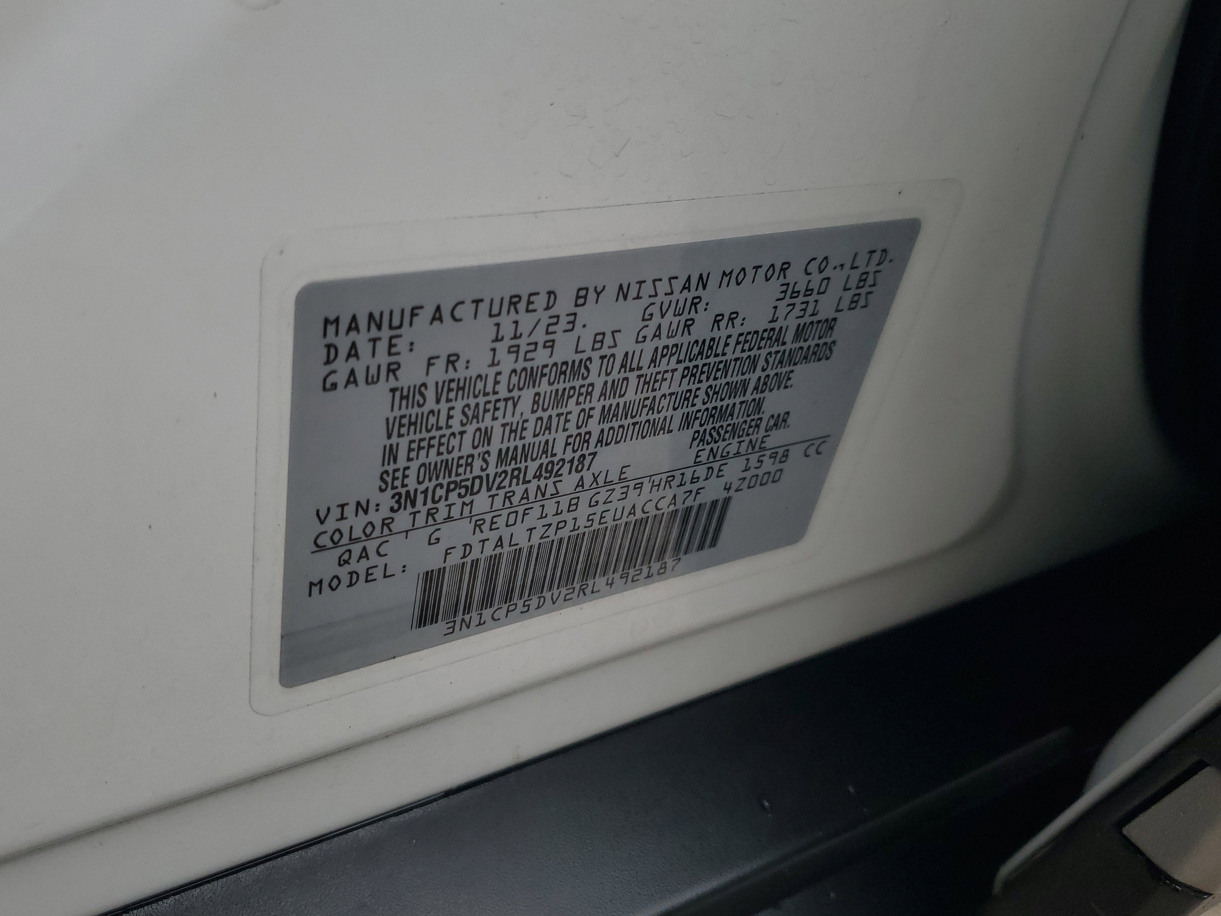 2024 Nissan Kicks SR