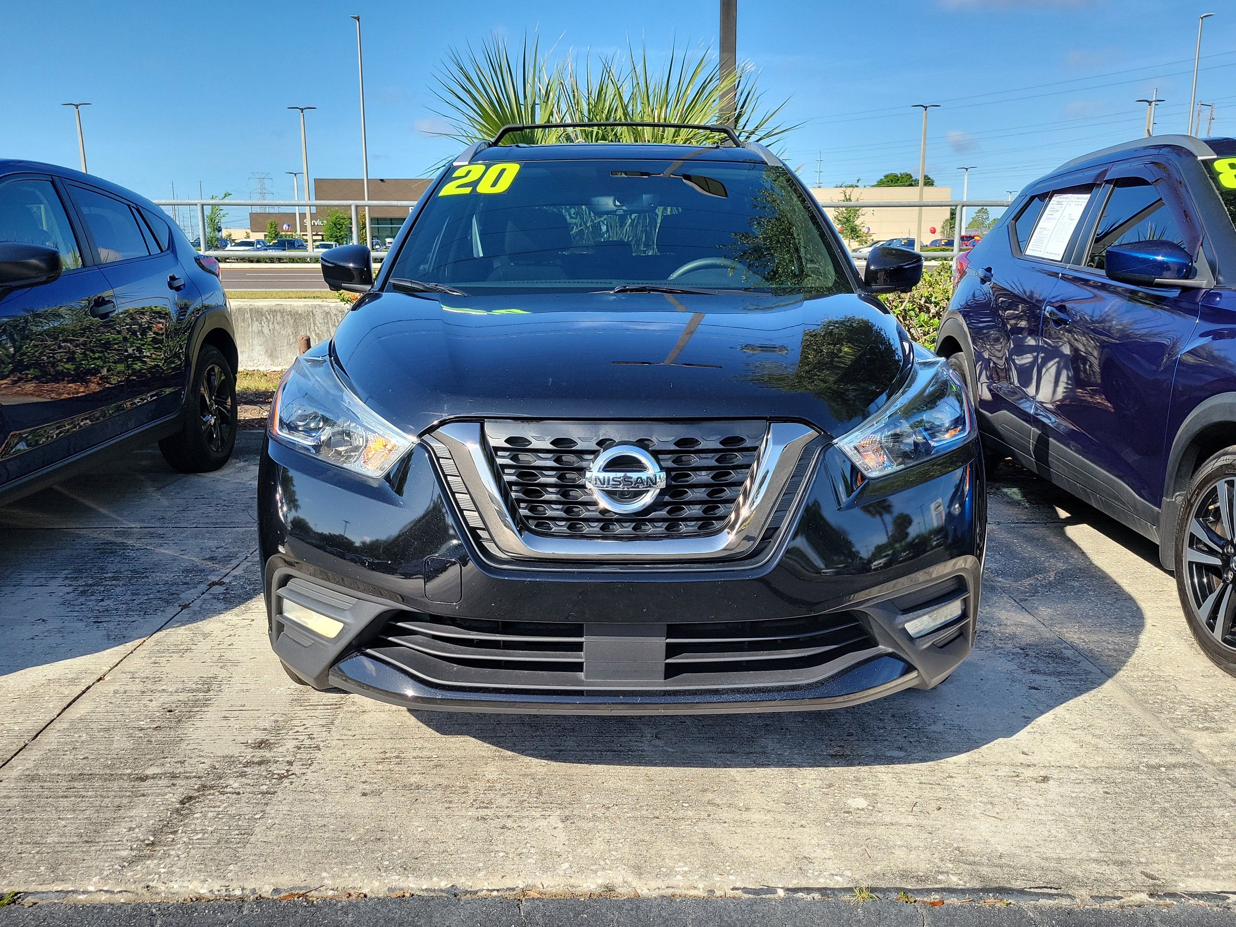 2020 Nissan Kicks SR
