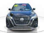 2022 Nissan Kicks SR