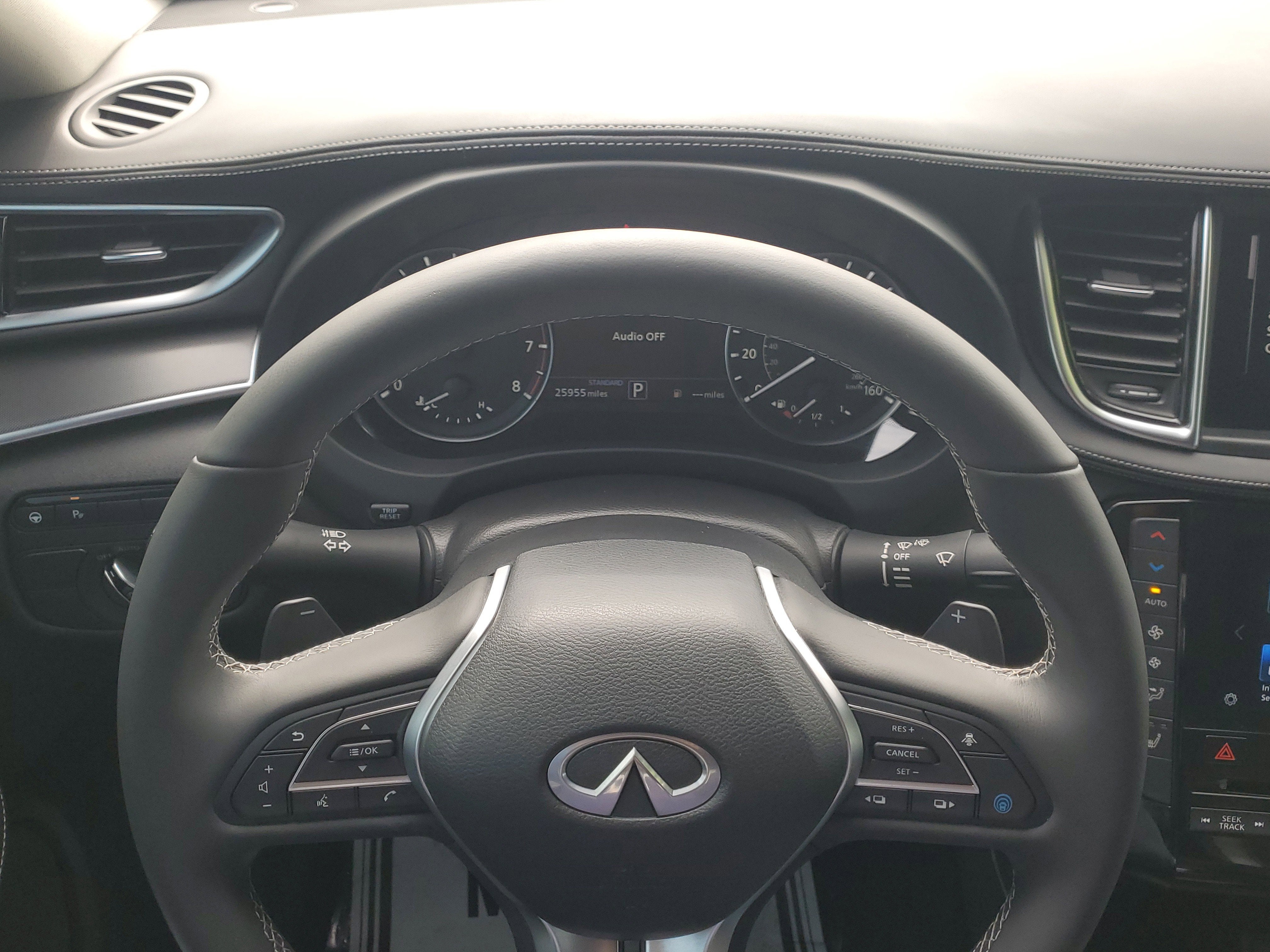 2023 INFINITI QX50 LUXE