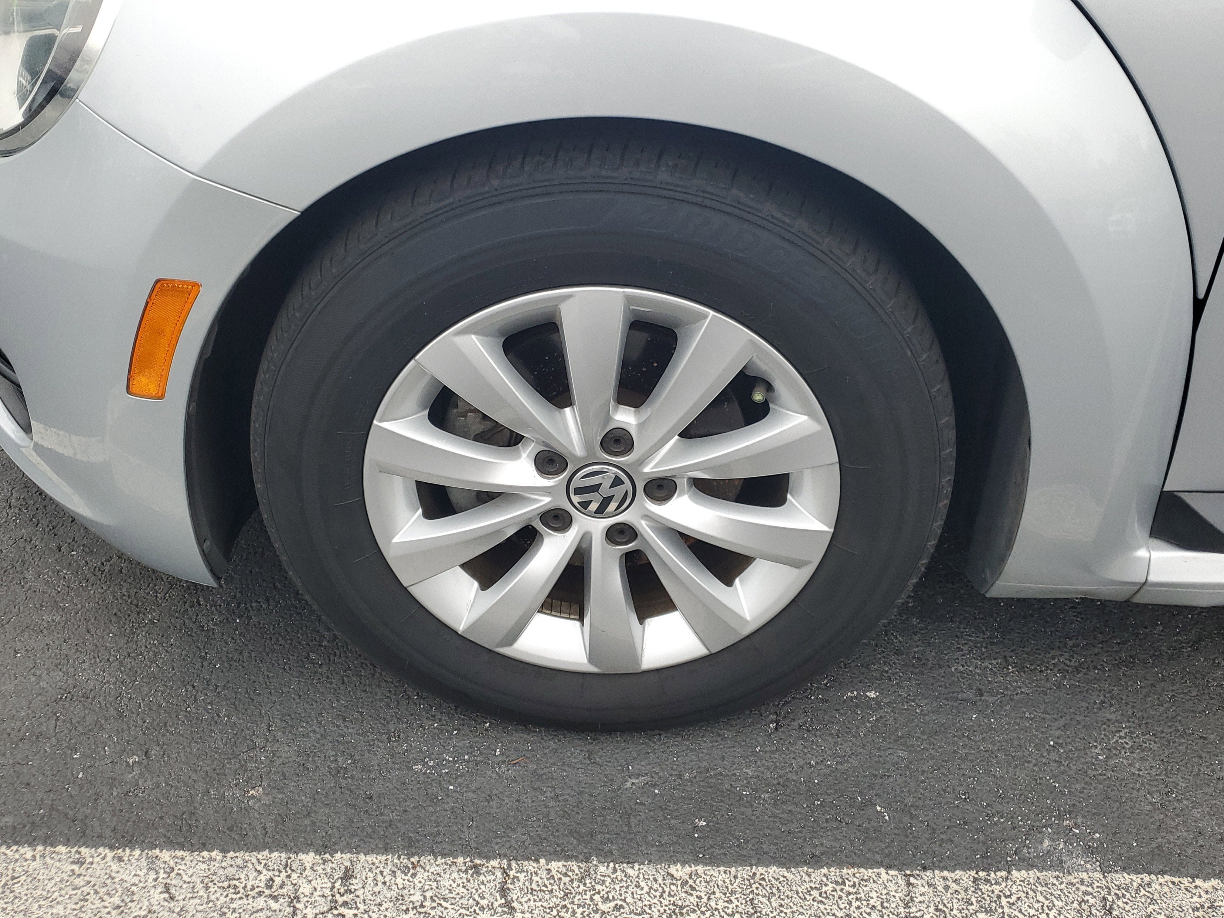 2016 Volkswagen Beetle 1.8T Classic