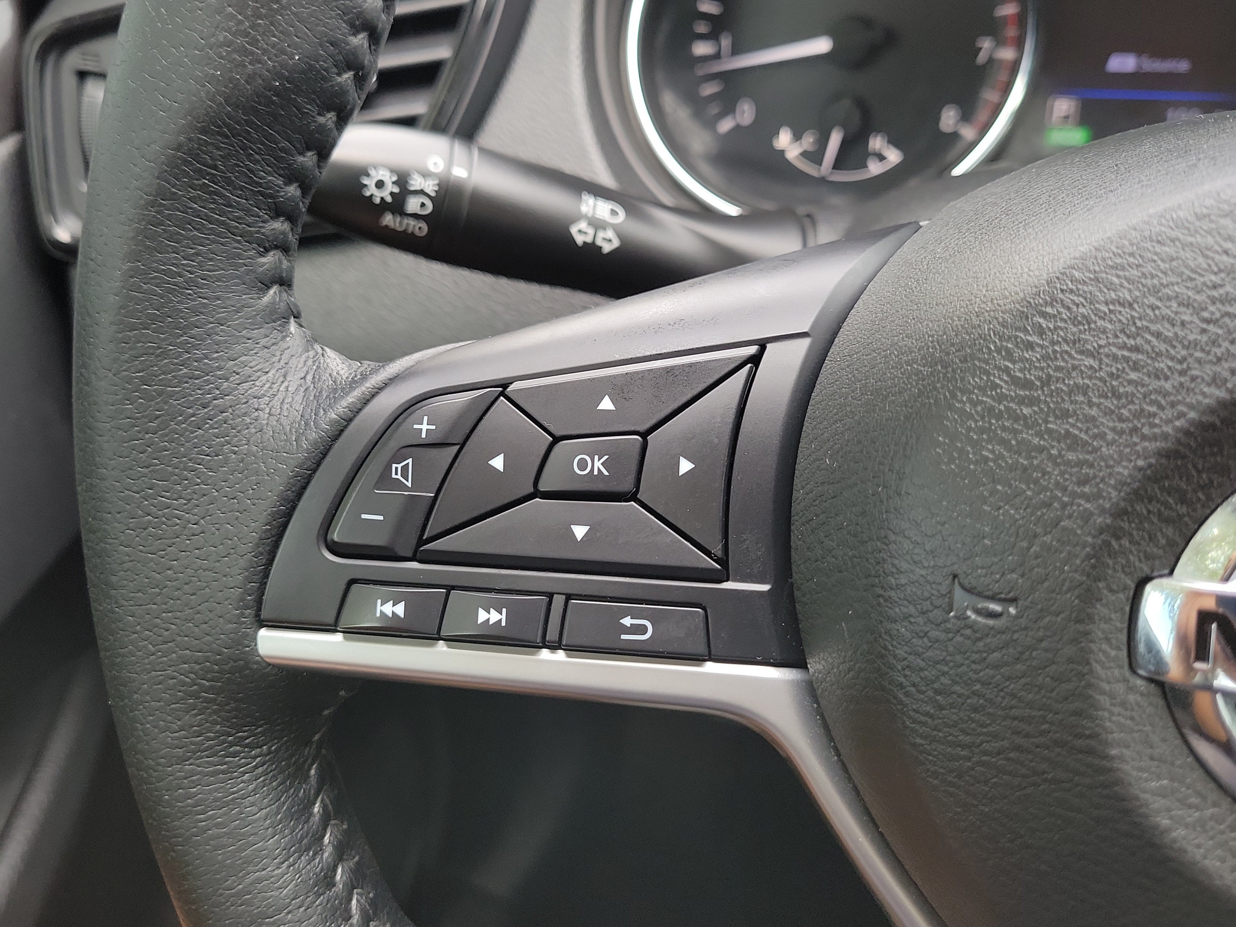 2019 Nissan Rogue S