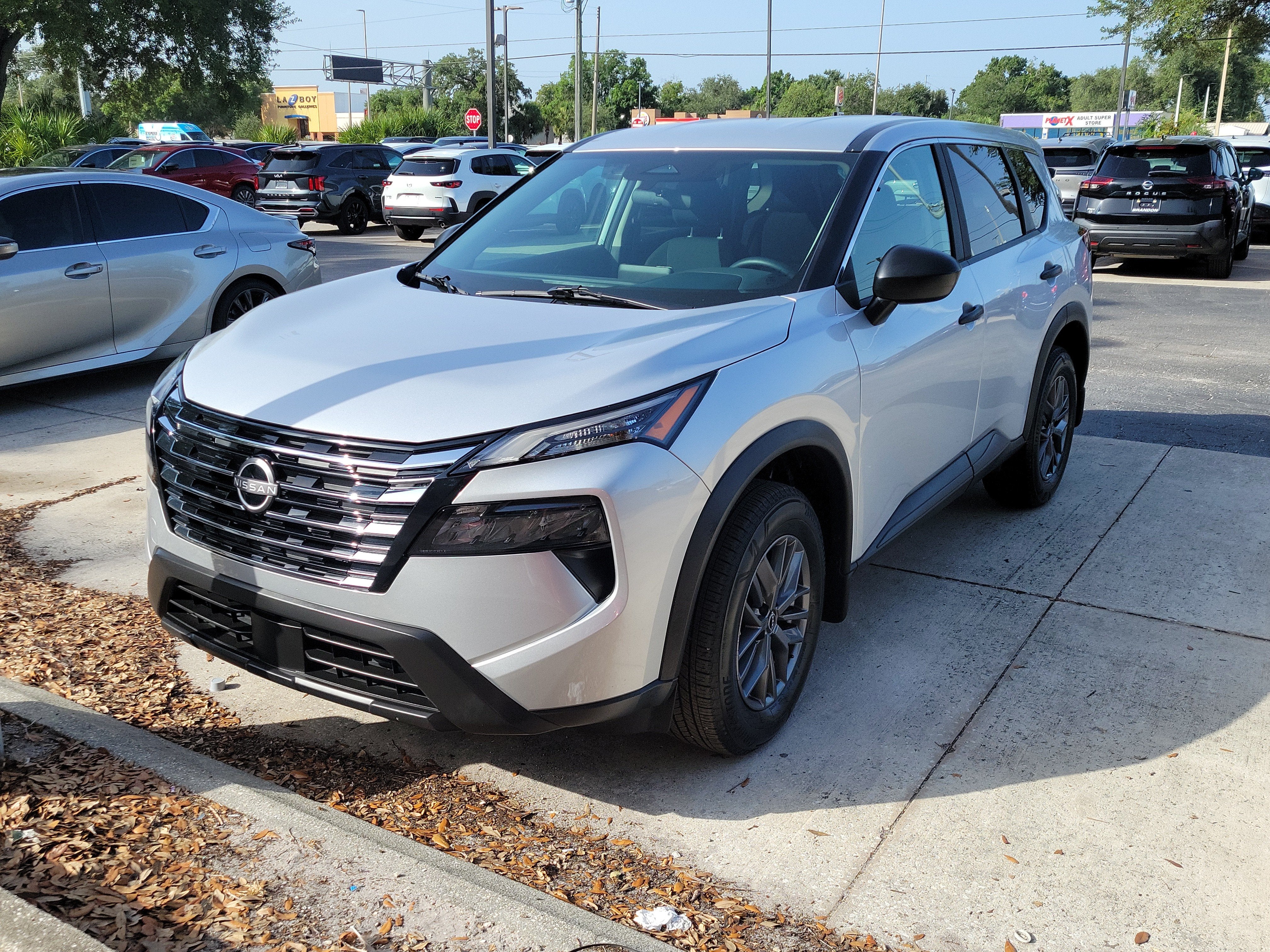 2025 Nissan Rogue S