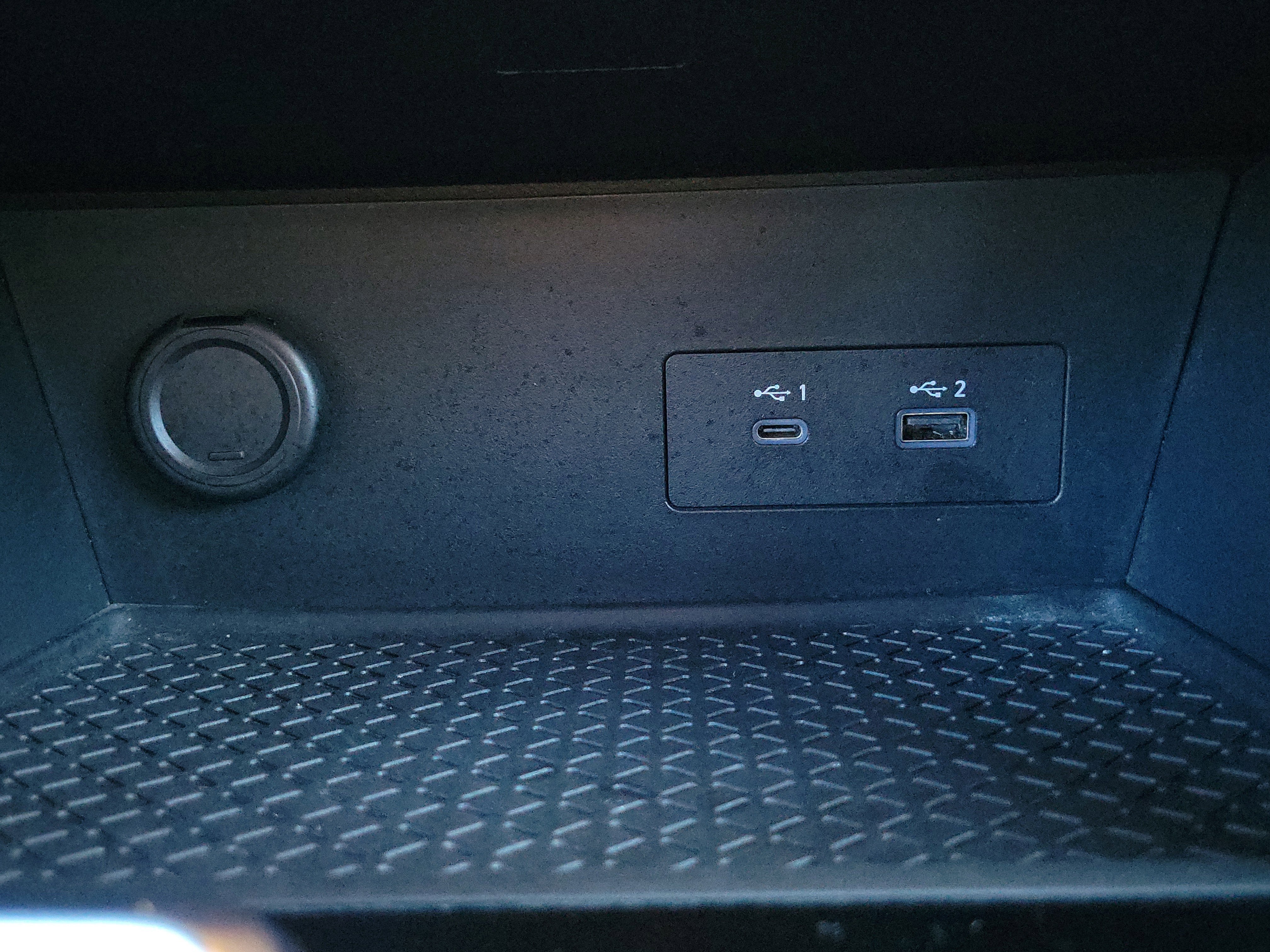 2022 Nissan Pathfinder S